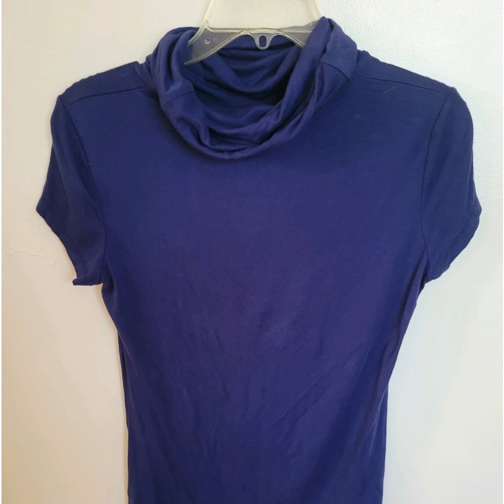 Comfy short sleeve top by New York & Company